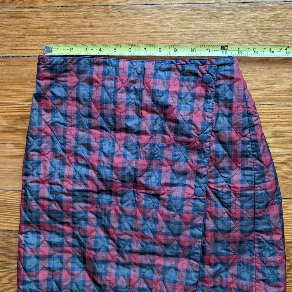 Uniqlo Quilted Mini Skirt